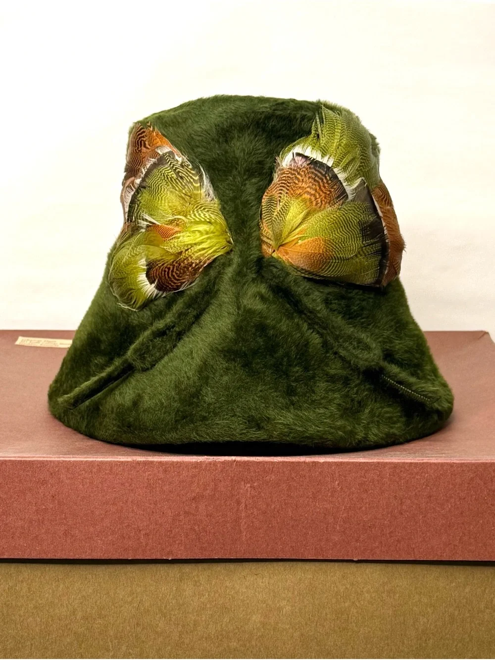 Vintage 1960s Italy Fur Felt Bucket Hat Pheasant Feather Green Cain Sloan Boxed